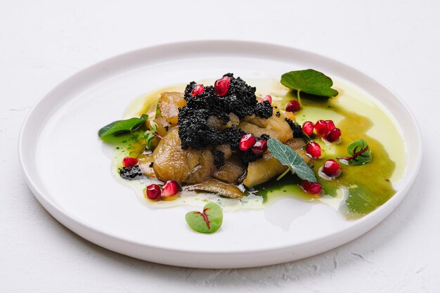 Gotowa potrawa na talerzu